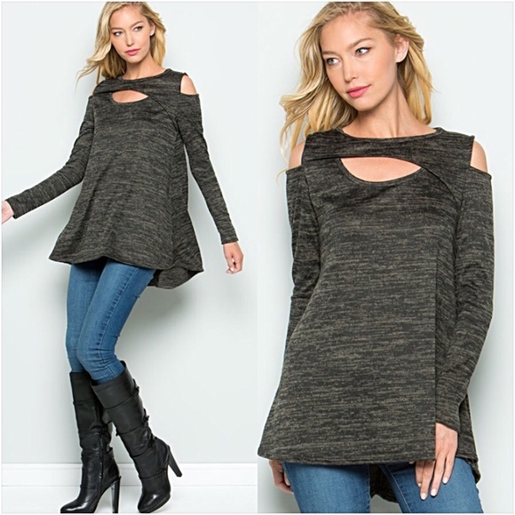 📍SALE Cut Out Cold Shoulder Flowy Tunic S - Picture 4 of 7